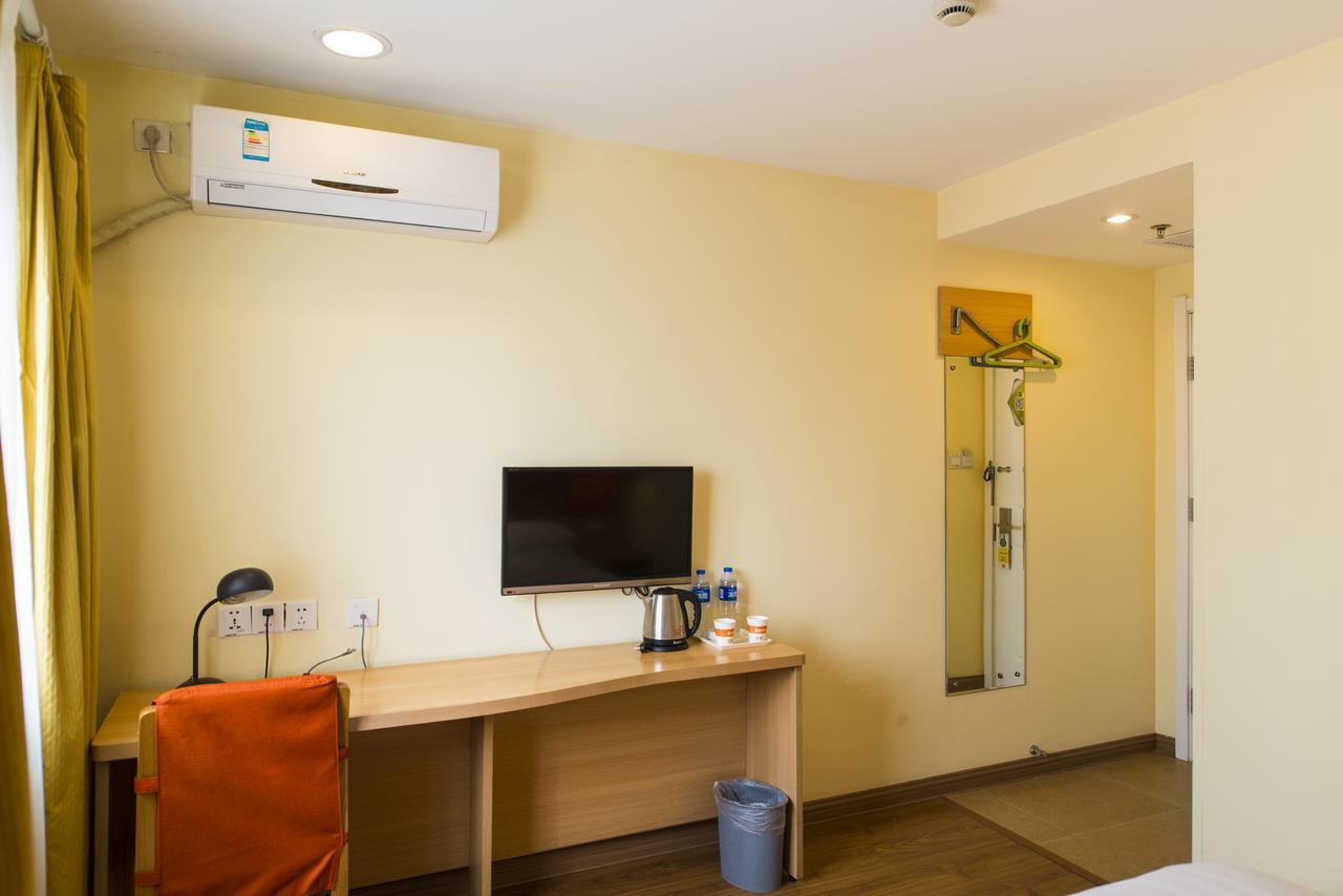 Home Inn Shanghai Hongqiao Terminal Jinshajiang Road Changfeng Dış mekan fotoğraf