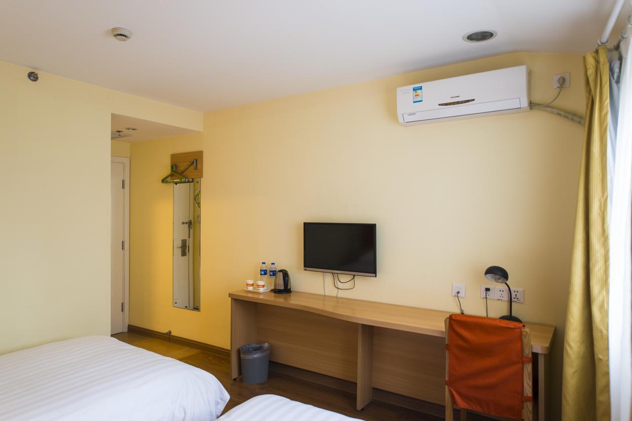 Home Inn Shanghai Hongqiao Terminal Jinshajiang Road Changfeng Dış mekan fotoğraf
